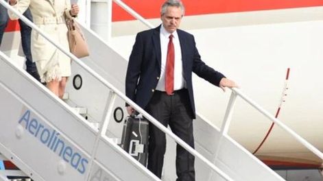 En febrero, Fernández viaja para reunirse con los presidentes de Rusia y China