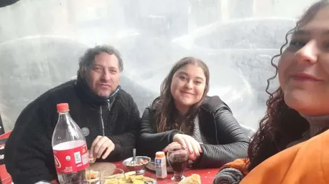 Murió hace meses pero su mamá le sigue mandando mensajes por WhatsApp