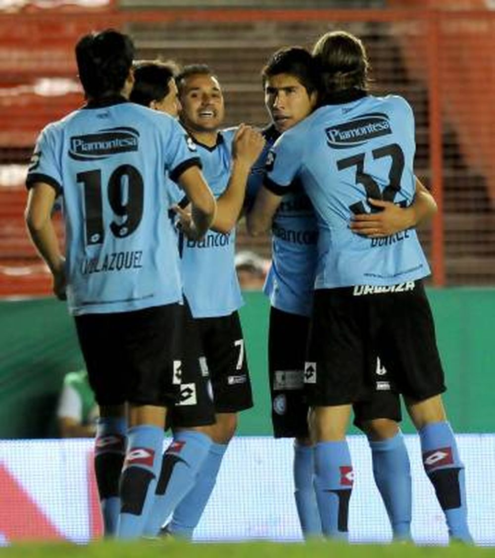 El Pirata consiguió su primer triunfo