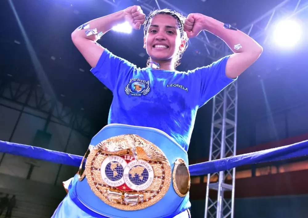 Yúdica busca un título en el peso minimosca