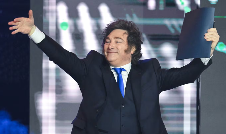 Javier Milei celebró la decisión judicial que volvió a poner en vigencia la reforma laboral.