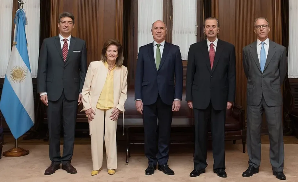 La Corte rechazará las re-reelecciones de Weretilneck y Casas