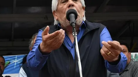 Hugo Moyano aceptó un aumento de 10,5% para los camioneros a pagar entre marzo y agosto.