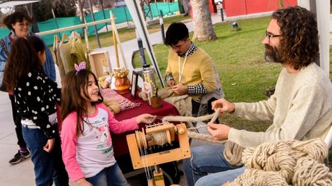 nuevos oficios: el mercado artesanal de san juan lanzo talleres de capacitacion para agosto