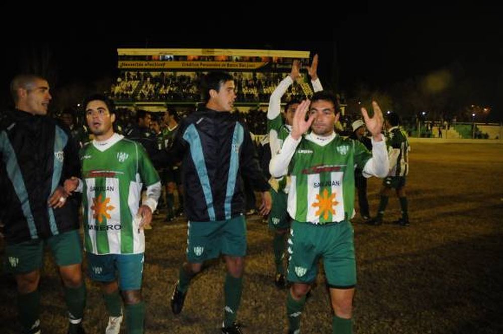El presidente de Sportivo dijo que los jugadores fueron “héroes”