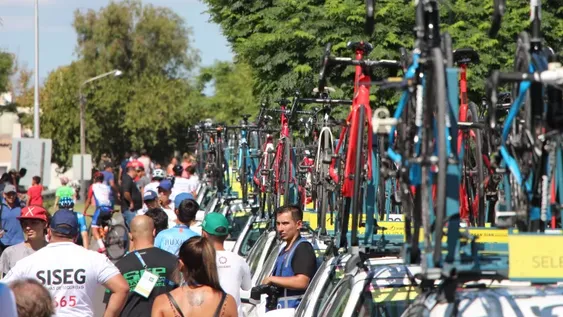 Las bicicletas de allá y las de acá