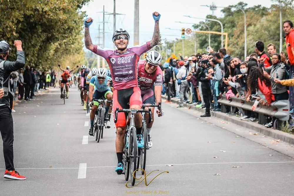 Kevin Castro se subió al podio en el Corredor del Oeste
