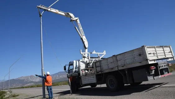Buscan que la Ruta Interlagos esté iluminada completamente antes de que finalice este año