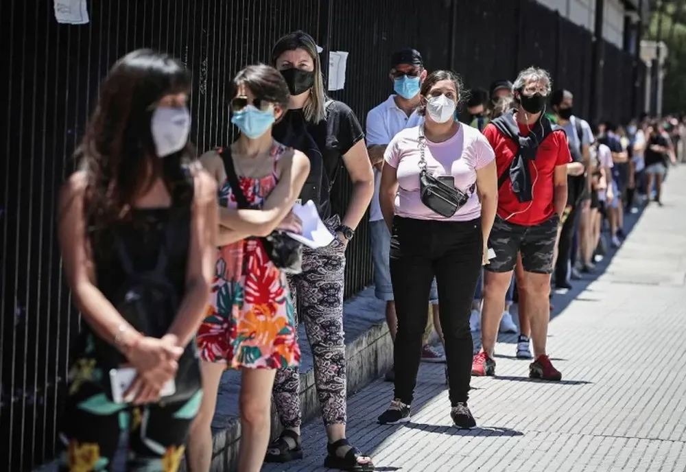 El Covid-19 no cesa en Argentina: reportaron 161 muertos y 118.171 nuevos contagios