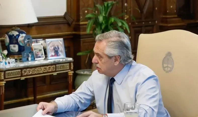 Alberto Fernández se reunió en Chaco con la madre de Cecilia Strzyzowski