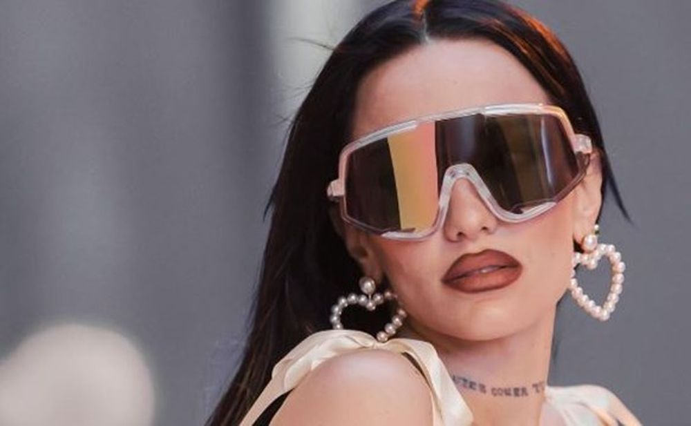 La Joaqui utilizó una jugadísima foto en ropa interior para lanzar su disco