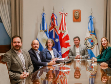 El gobernador Marcelo Orrego recibió a los embajadores de Australia y Canadá. El gobernador Marcelo Orrego recibió a los embajadores de Australia y Canadá.