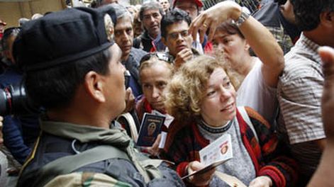 Rescataron a más de 100 argentinos varados