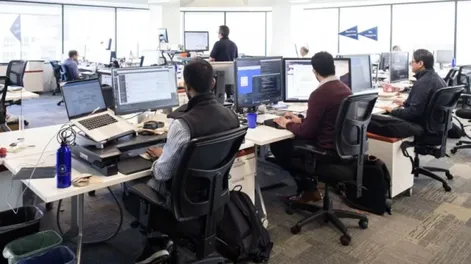 Reforma laboral: qué cambios se analizan para las vacaciones de los empleados