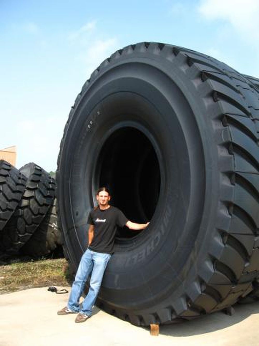 Nuevo gel antipinchaduras para neumáticos mineros