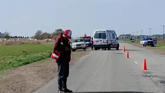 el gesto solidario que termino en tragedia: se bajo para ayudar y murio embestido por un camion