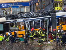 El accidente del tranvía provocó dos muertos. El accidente del tranvía provocó dos muertos.
