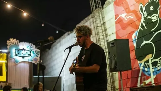 Las primeras 100 voces