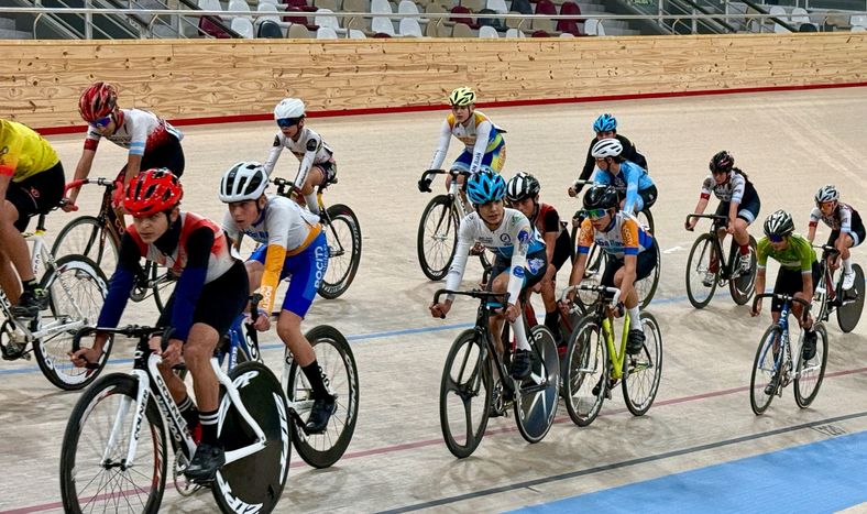 Juveniles. El ciclismo de Pista de San Juan ya comenzó con la preparación de sus seleccionados.