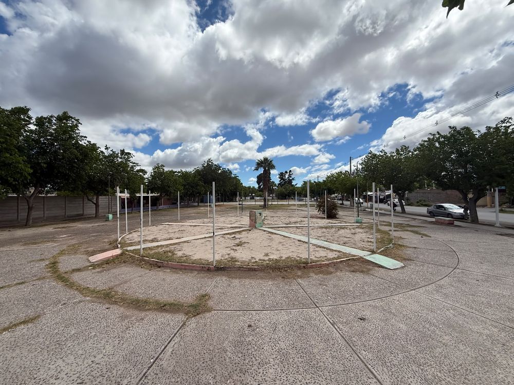 Desde el municipio de Caucete dijeron que en un par de semanas arranca la recuperación de la plaza que está frente al hospital.