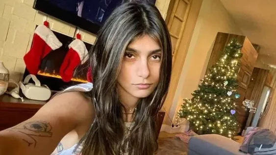 Mia Khalifa dejó casi todo al descubierto y lo mostró en Instagram