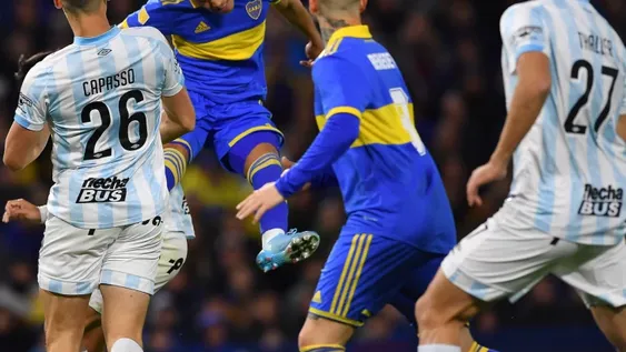 Boca sigue en pelea por su remontada frente al puntero