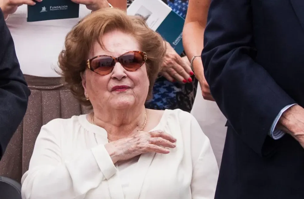 Murió Lucía Hiriart, viuda del dictador chileno Augusto Pinochet