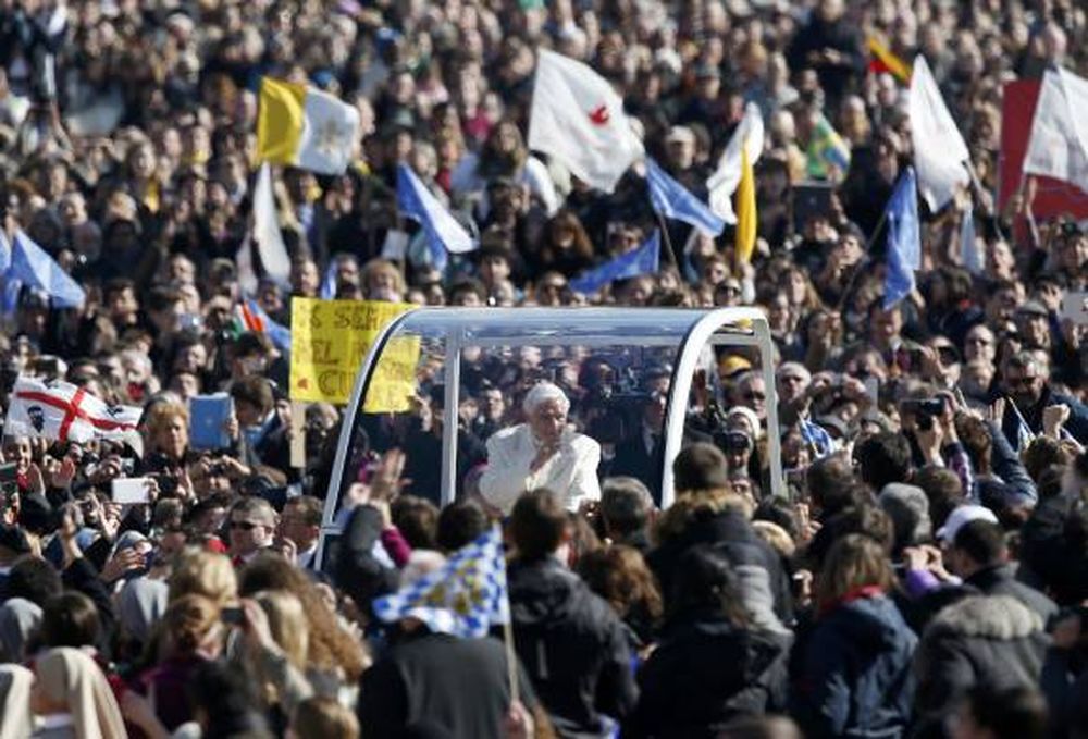 El Papa reconoció los “mares  embravecidos” de su papado