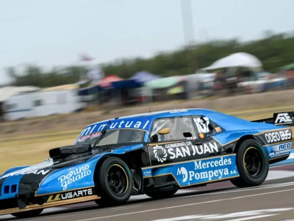 Tobías Martínez conquistó la primera pole de la temporada del TC Pista
