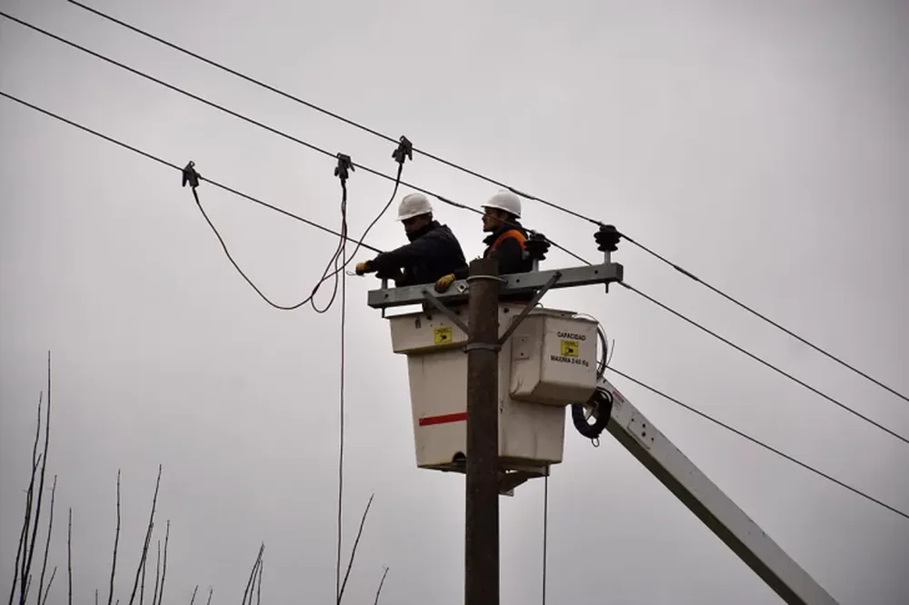 Por la  falla en el Sistema Interconectado Nacional, unos 3.300 sanjuaninos siguen sin luz