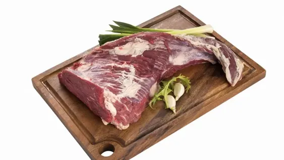 Corte magro sin huso con gran sabor. Ideal para hacer a la parilla o al horno. Corte preferido por toda la familia.