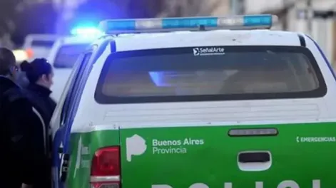 Asesinaron a puñaladas a una mujer y por el femicidio buscan a su exnovio