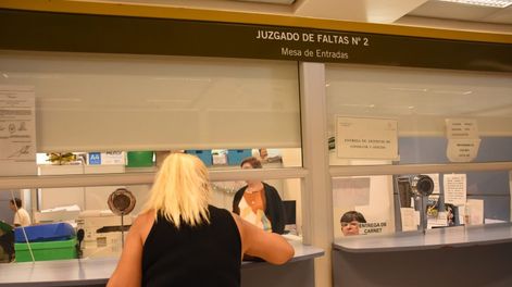 radiografia del codigo de faltas: montos de multas, articulos clave y como se tramita una contravencion