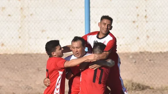 Tierra adentro se puso la pelota a rodar