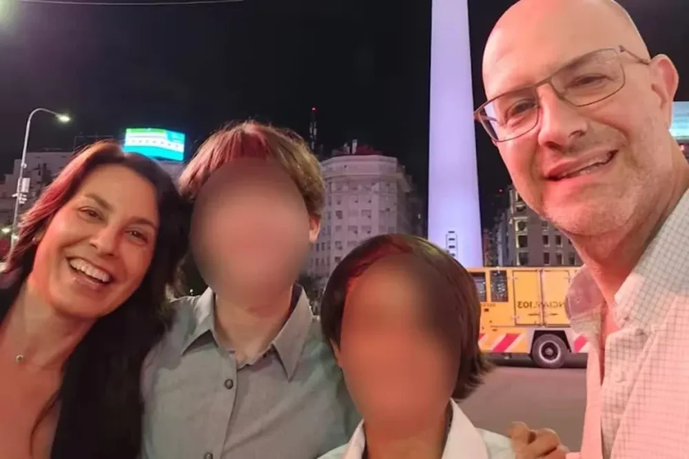 Quiénes eran los cuatro familiares hallados muertos en un departamento