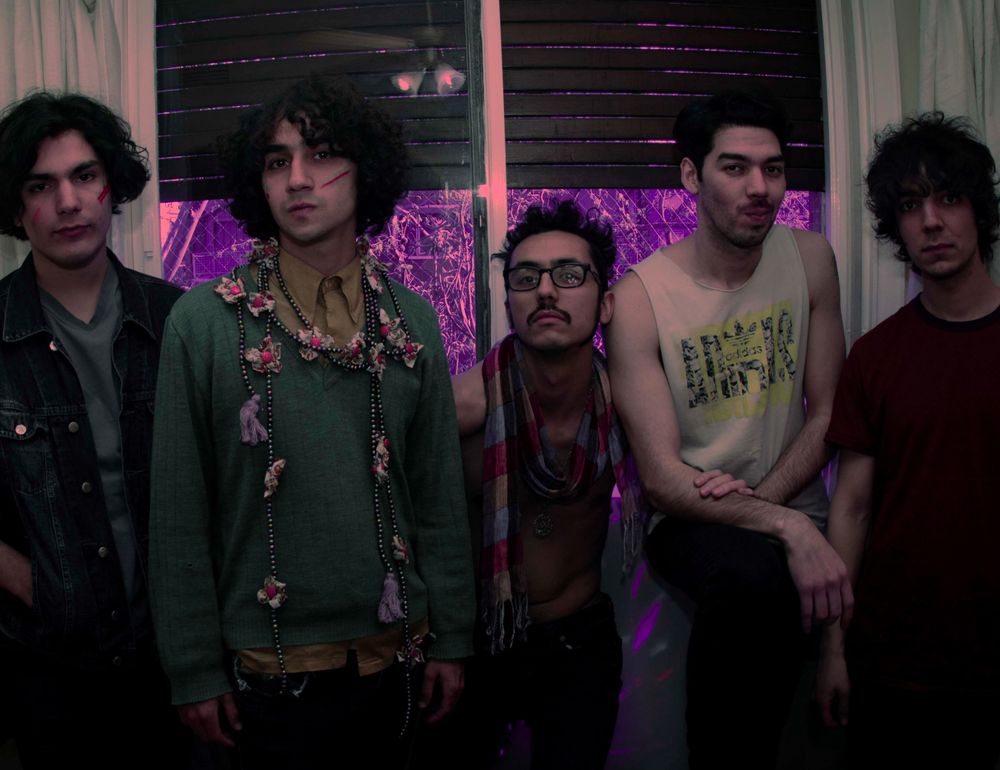 Viejos tiempos. Manager Capitalista, integrada por Sandro Storani, Jonatan Brócoli, Lucas To, Amílcar Milcasas y Pablo Moya (Fotos Brenda Salles)