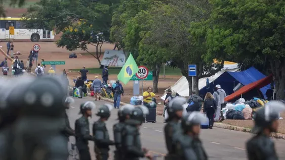 Los tres poderes de Brasil se unen para repudiar los ‘actos terroristas’