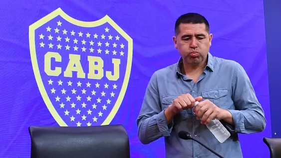 Puerta abierta a la votación