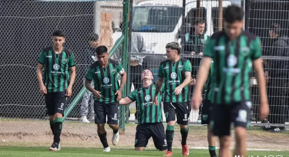 GOLEADOR. Santiago Barrera volvió al gol y San Martín volvió a ganar en Reserva. Esta vez fue ante Gimnasia.