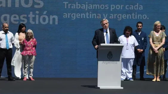 Alberto avisa que se pondrá al frente de la campaña 2023