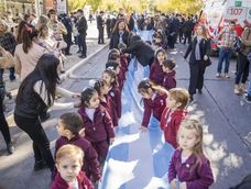 Este año, alumnos de 42 escuelas de todos los niveles participarán del desfile por el Día de la Patria. Este año, alumnos de 42 escuelas de todos los niveles participarán del desfile por el Día de la Patria.