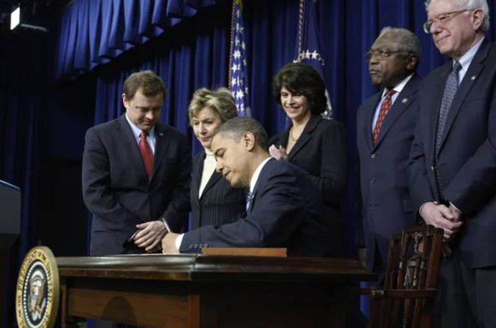 Obama recibe el Nobel de la Paz en era de guerra