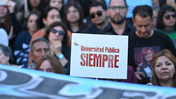 La negociación salarial entre el Gobierno y las universidades se cerró hoy&nbsp;