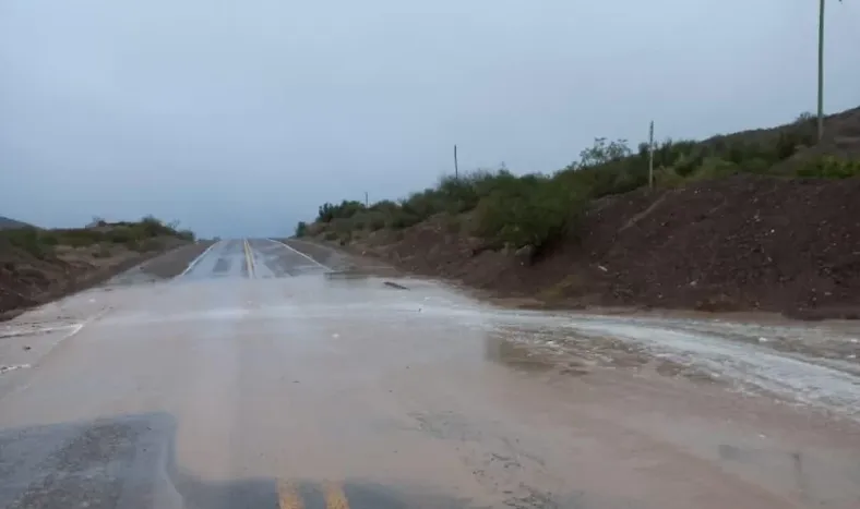 Llovió en gran parte de la provincia y hay agua en badenes: las recomendaciones para viajar
