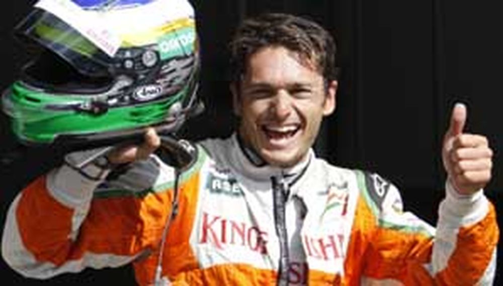 Giancarlo Fisichella sorprende a todos con la “pole” en Bélgica