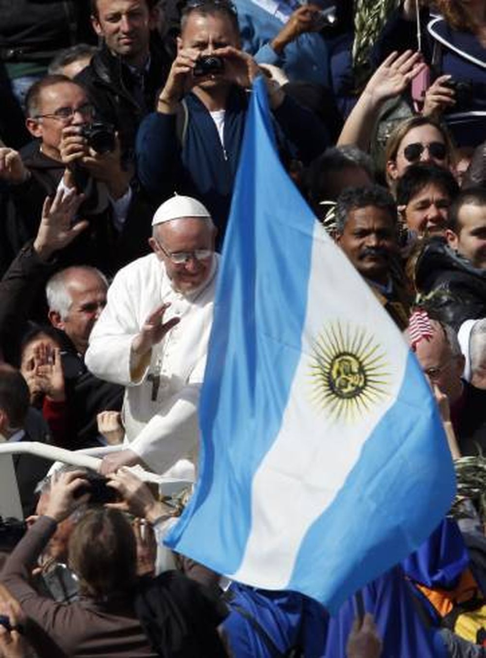 Incertidumbre por la fecha de visita del Papa al país