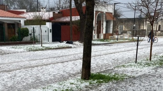 violento temporal con granizo en santa fe dejo heridos, graves destrozos y varios camiones varados en las rutas