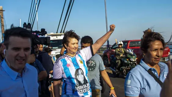 Una fuerte protesta, a un mes de la desaparición de Cecilia