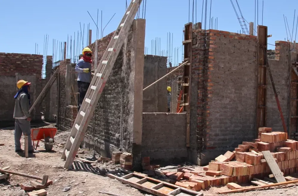 Extendieron la prohibición de despidos y la doble indemnización: los detalles