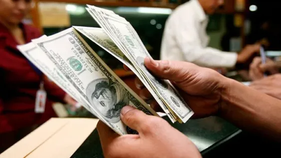 El dólar volvió a su senda alcista: cerró a $ 17,94